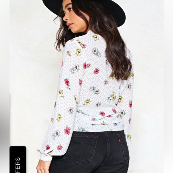 Nasty‎ Gal Collection Tied To You Floral Shirt Women’s Small Polka Dot Blouse - Picture 3 of 15